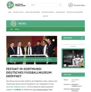Miss Jones bei der Eröffnung des Deutschen Fußballmuseums in Düsseldorf.